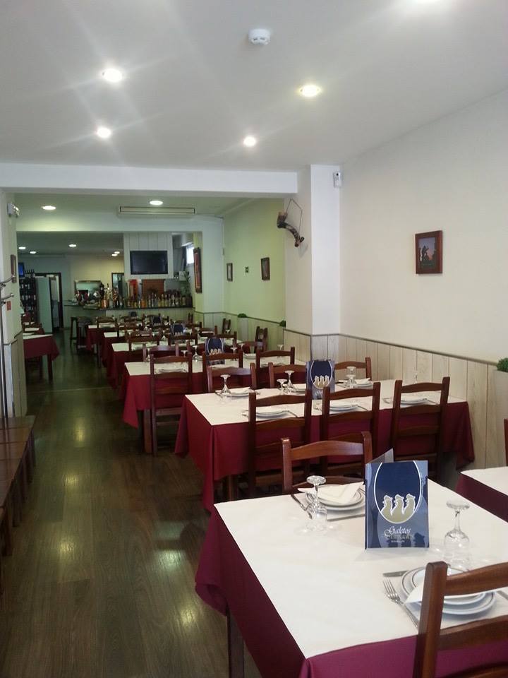 Restaurantes Galetos Dourados