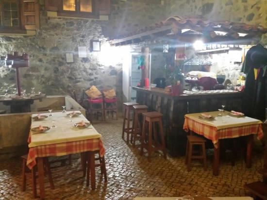 Restaurants Adega Do Luís-restaurante Lda,a