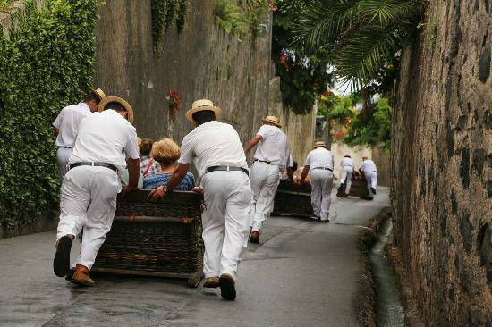 Place Monte - carros de cestos