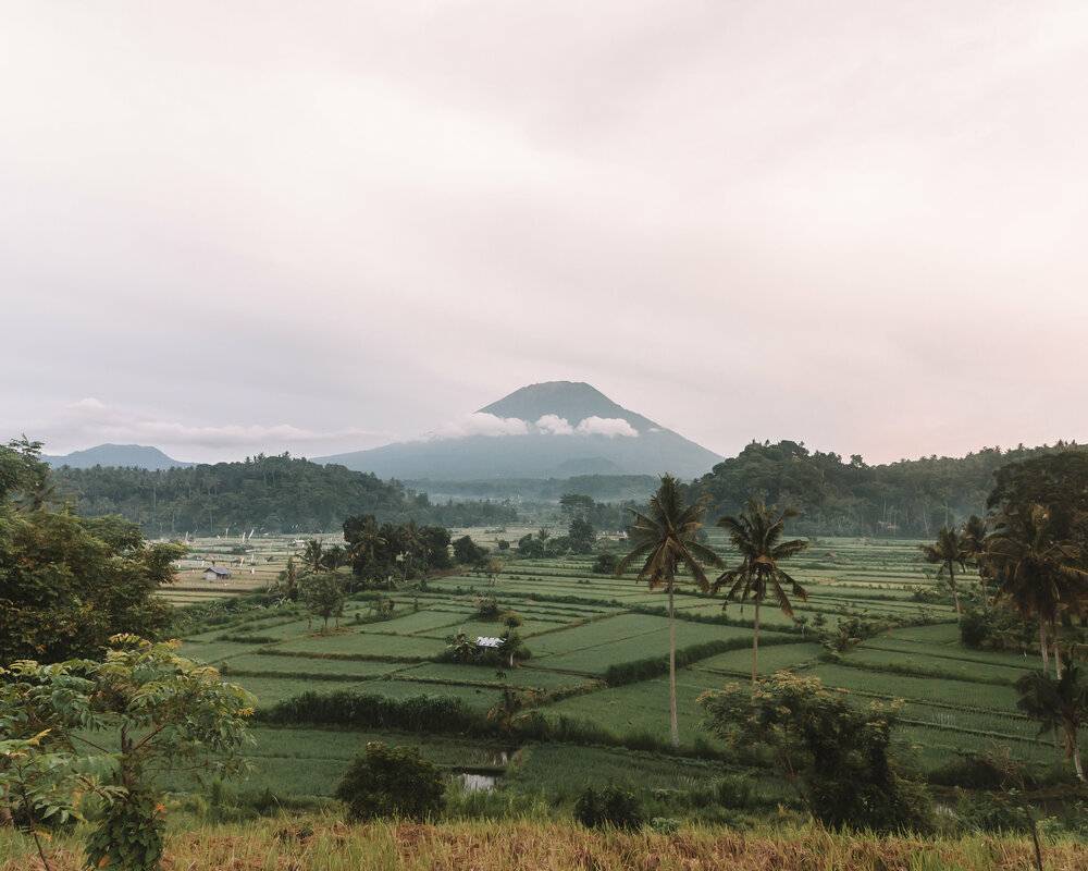 Lugar Bukit Cinta