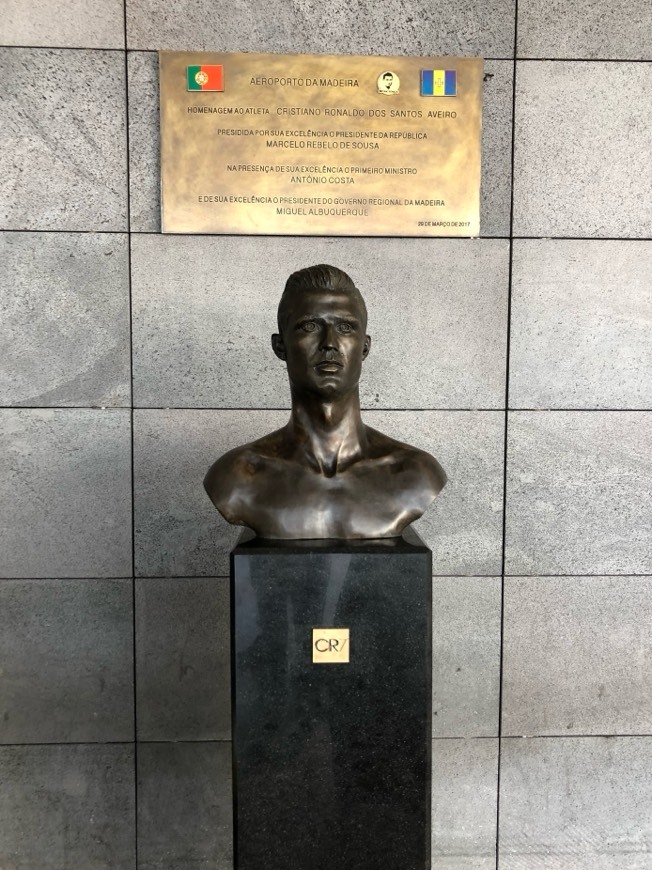 Lugar Estátua Cristiano Ronaldo