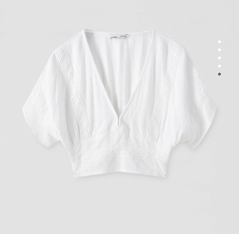 Moda Crop top branco de renda 