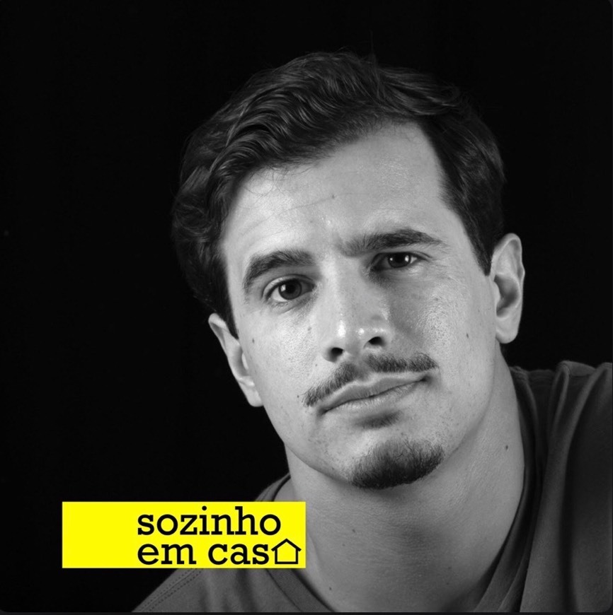 Music Sozinho em casa 