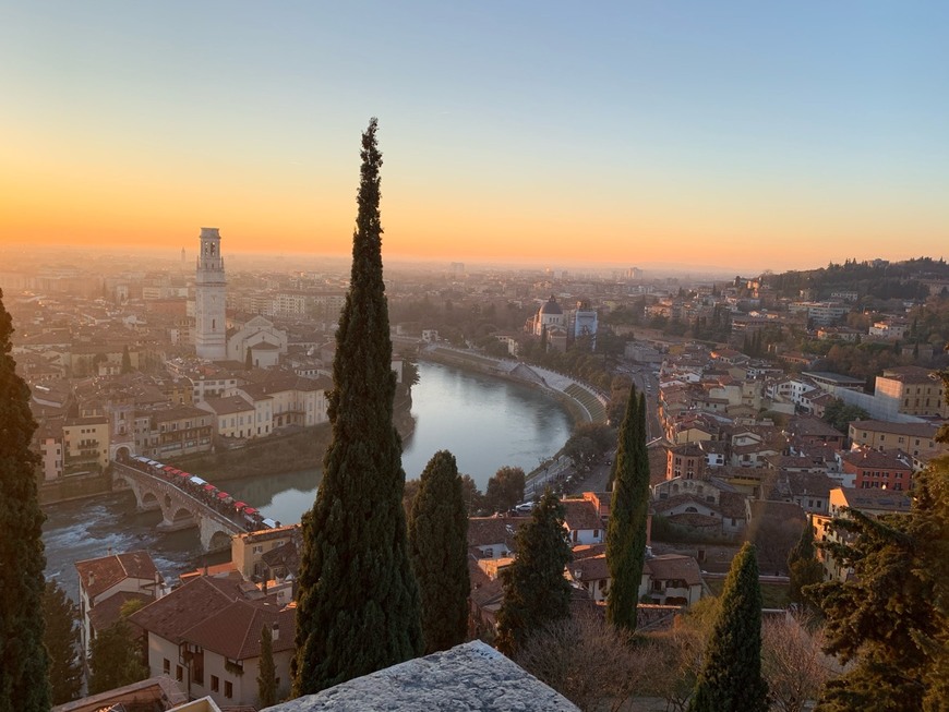 Lugar Castel San Pietro