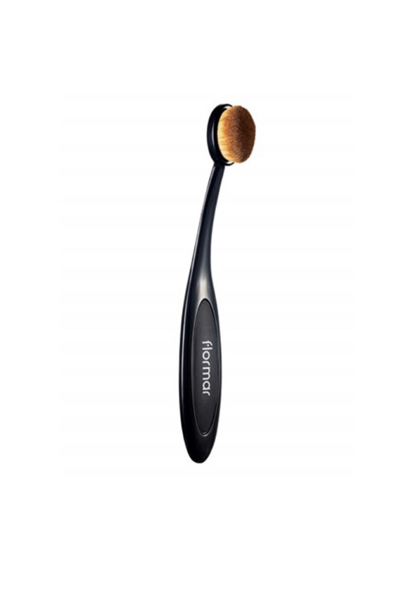 Social Oval Concealer Brush