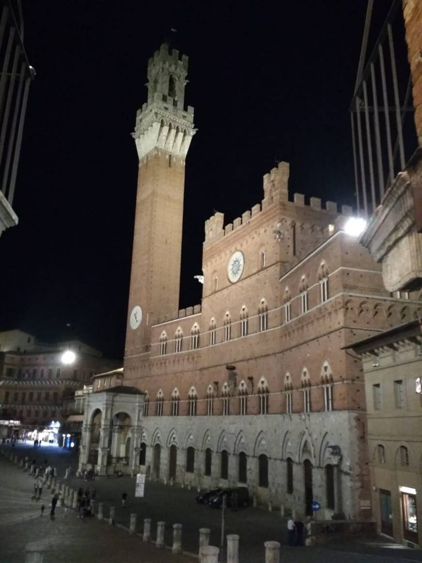 Places Piazza del Campo