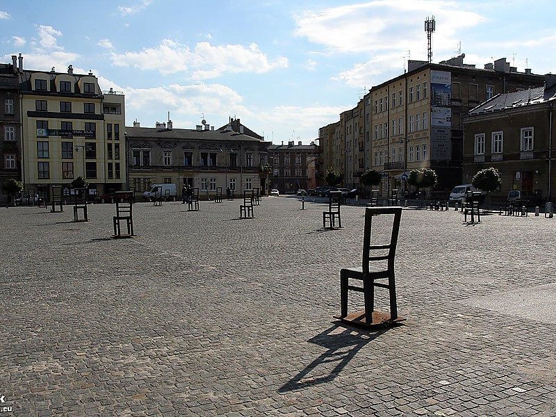 Place Ghetto Heroes Square