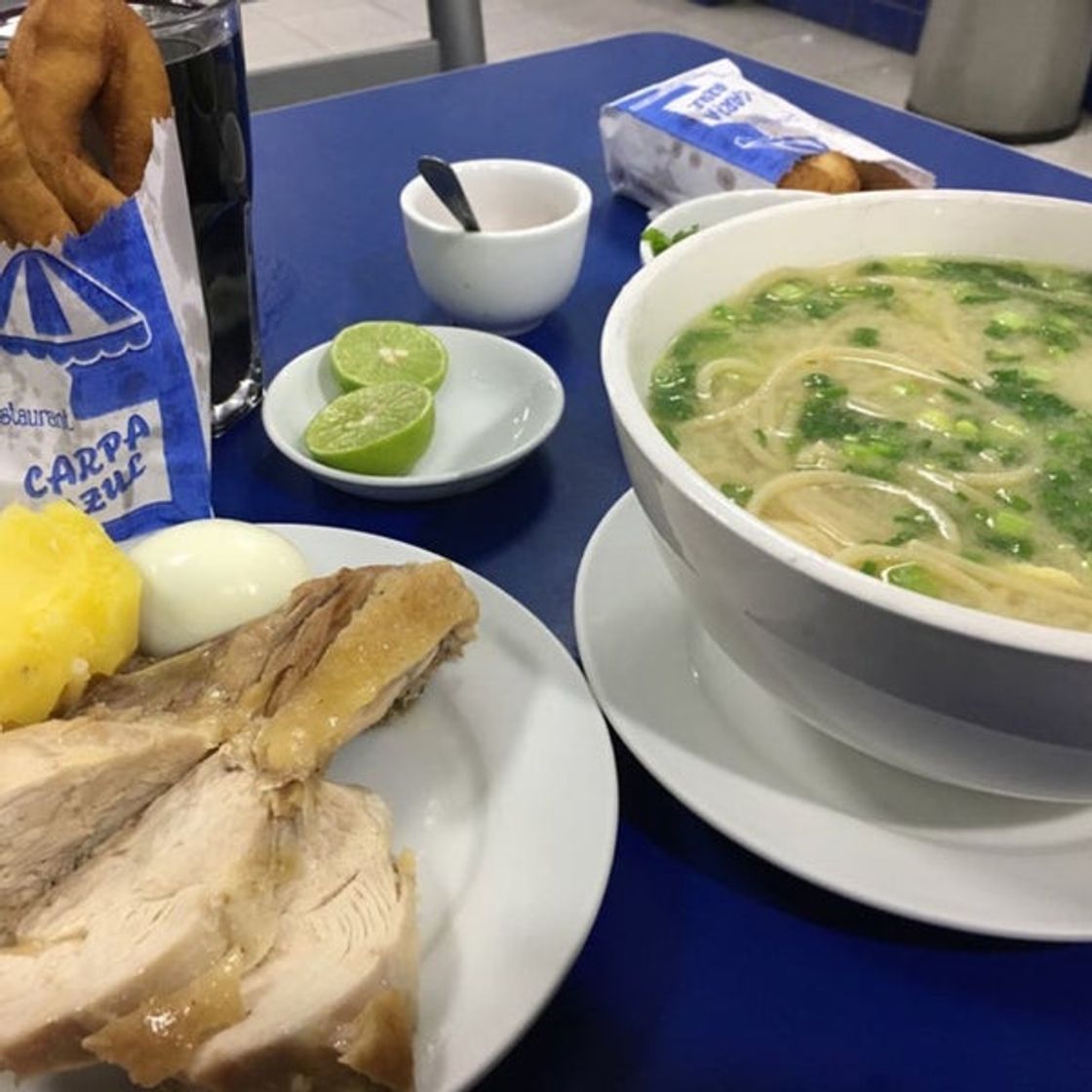 Restaurantes Carpa Azul