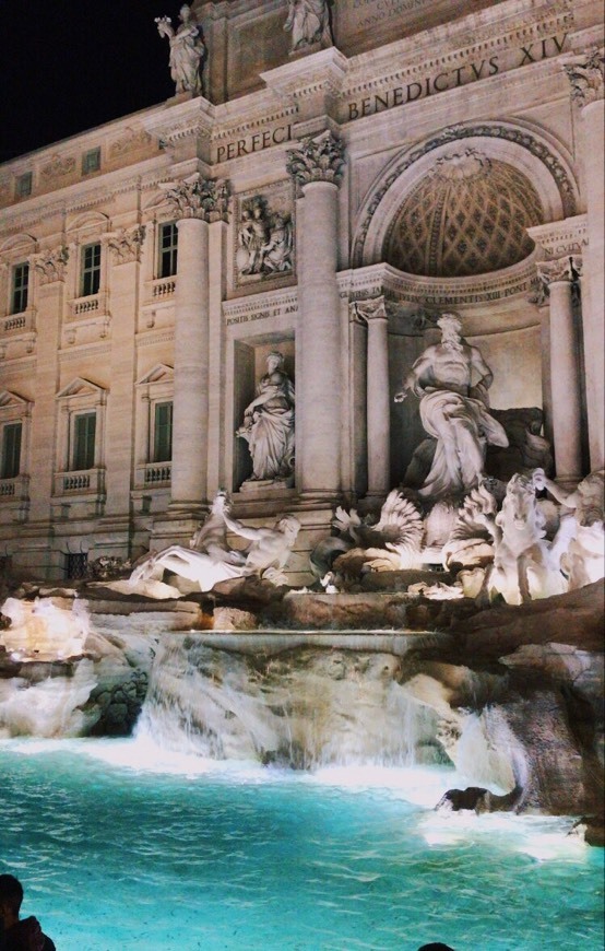 Lugar Fontana di Trevi