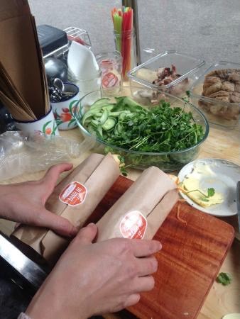 Restaurantes Banh Mi 25 - Work & Chill