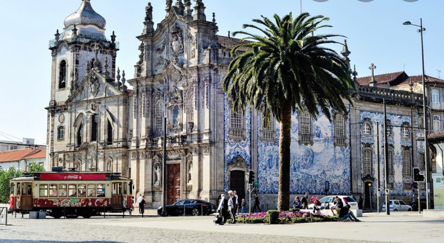 Place Iglesia del Carmen