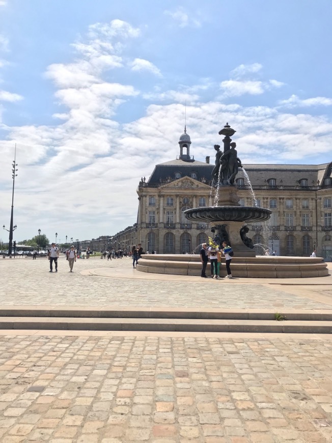 Place Bordeaux centre