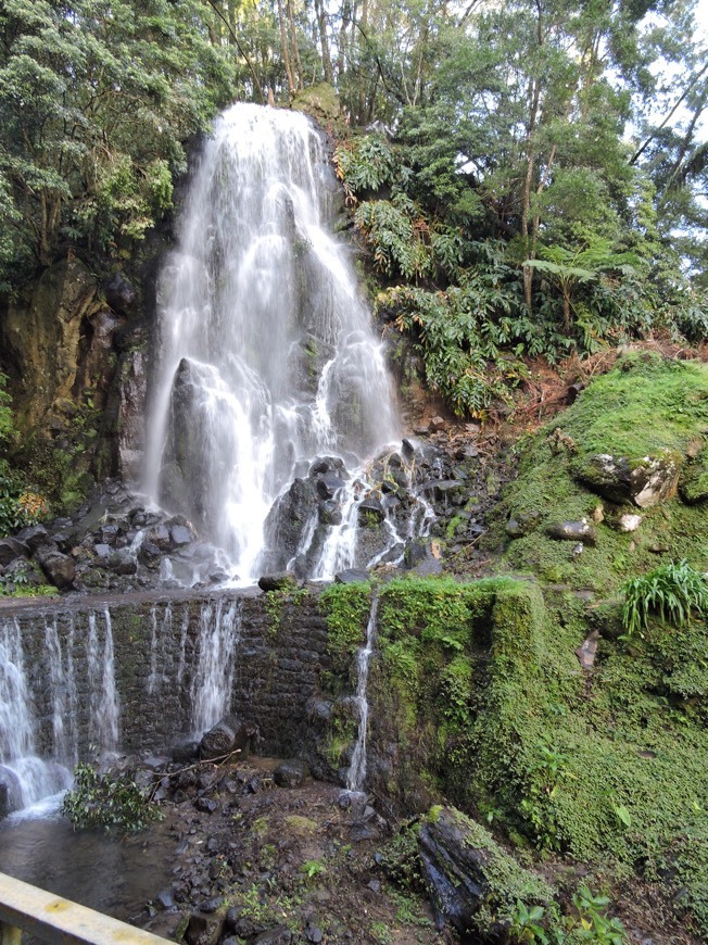 Place Ribeira dos Caldeirões