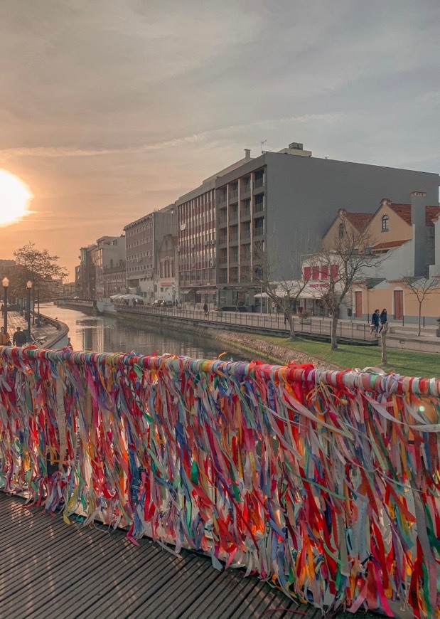 Place Ponte Laços de Amizade