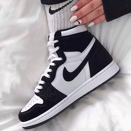 Black and white shoes 