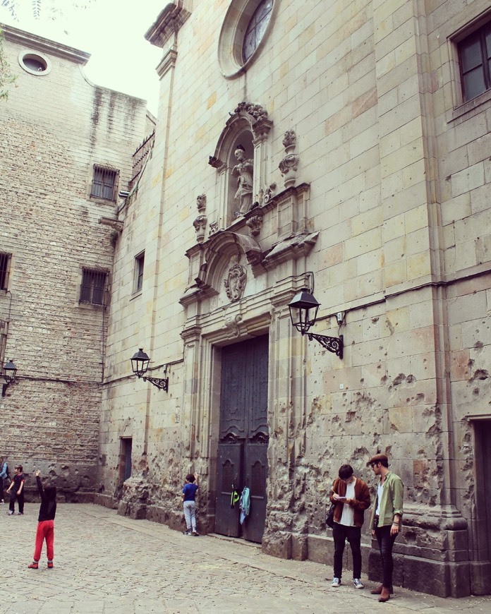 Place Plaça de Sant Felip Neri