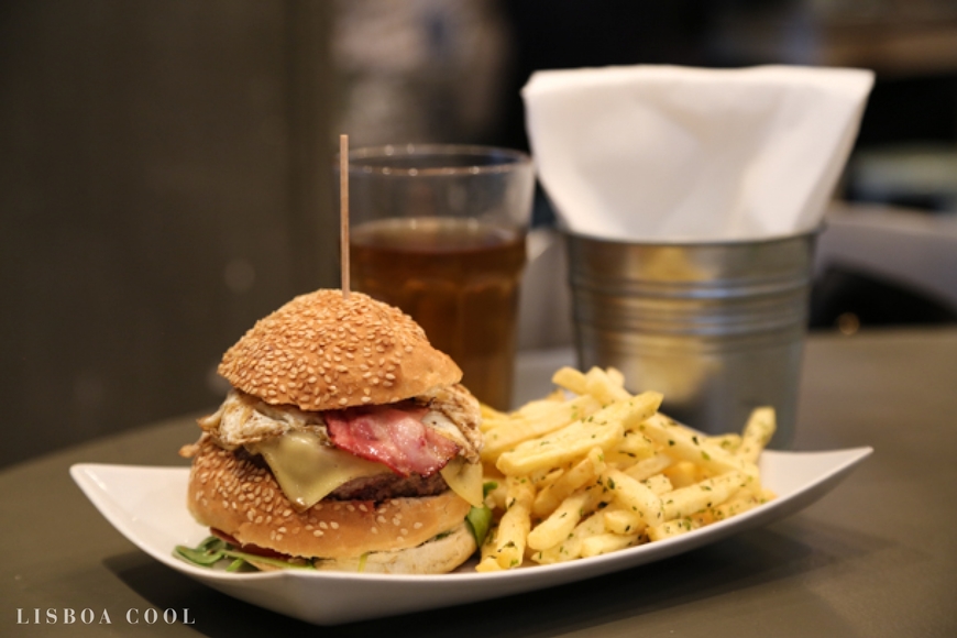 Restaurantes Hamburgueria do Bairro - Restelo