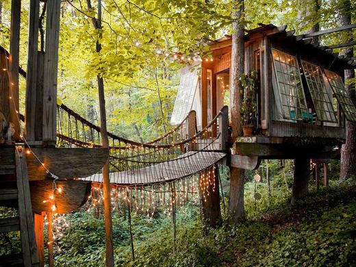 Intown Treehouse