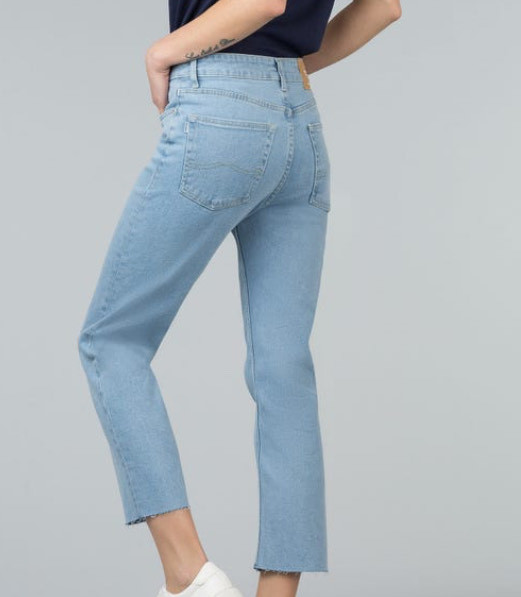 Product Jeans Amy Straight Fit-Cintura Alta