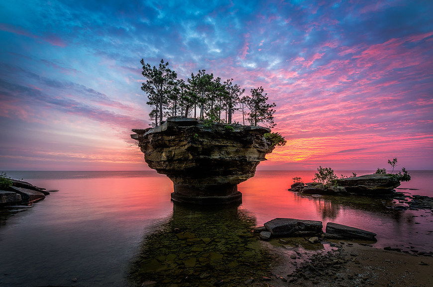 Places Turnip Rock