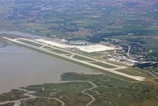 Aeropuerto Internacional Marco Polo (VCE)