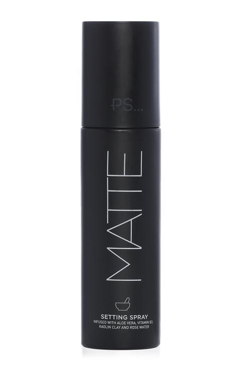 Moda Primark matte setting spray