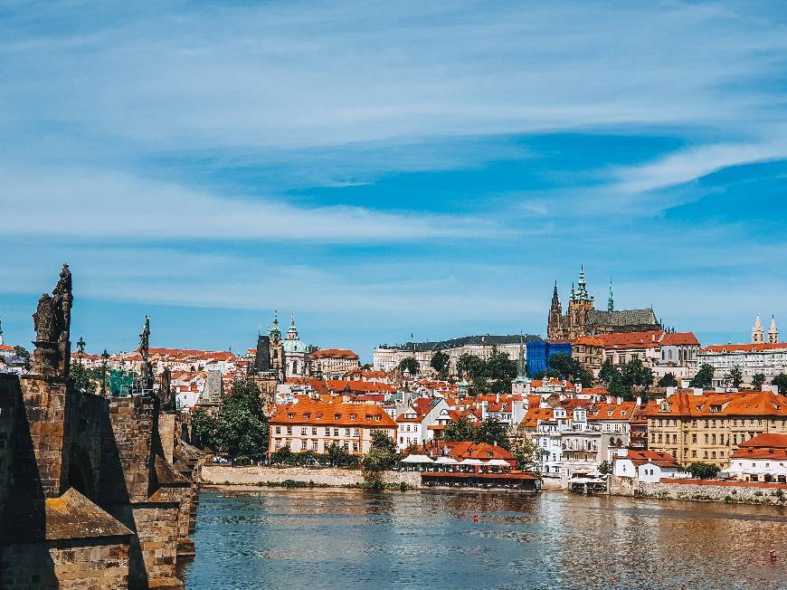 Place Charles Bridge