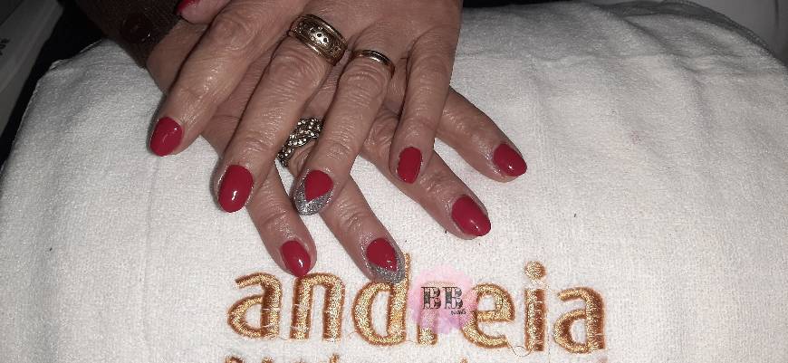 Fashion Red Nails