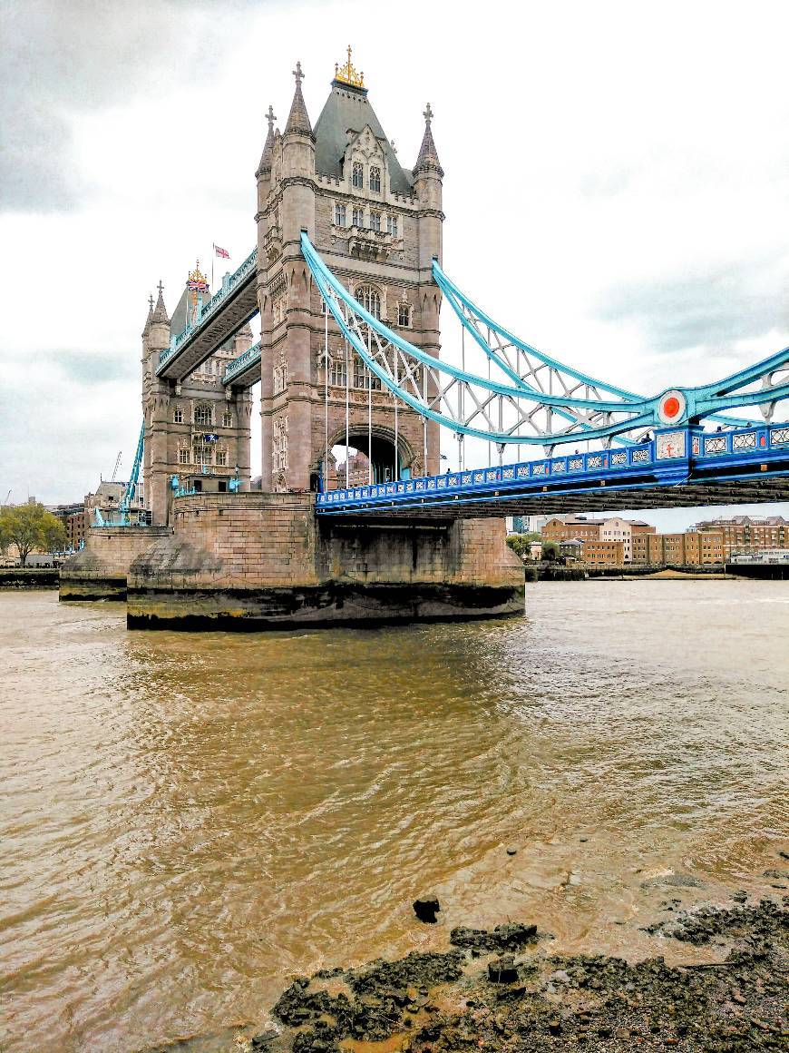 Lugar Tower Bridge