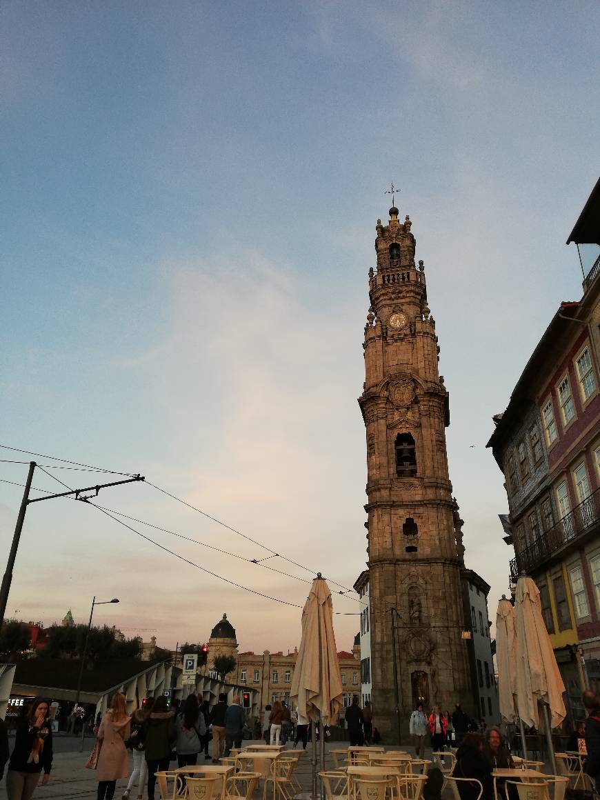 Place Clérigos Tower