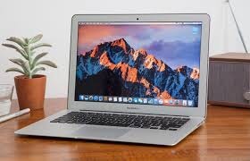 Social MacBook Air  
