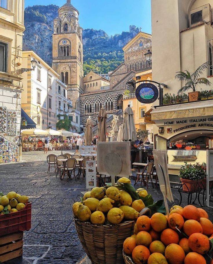 Place Amalfi