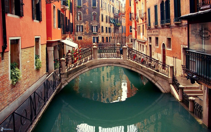 Place Italia, Venecia