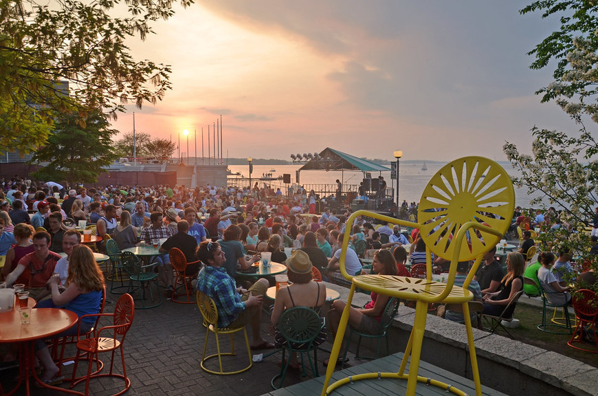 Restaurantes Memorial Union Terrace