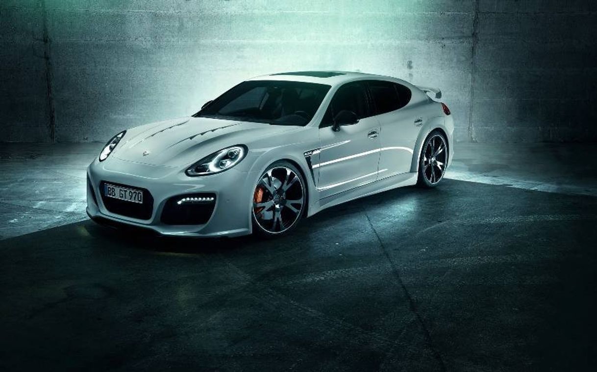 Social Porsche Panamera Turbo S