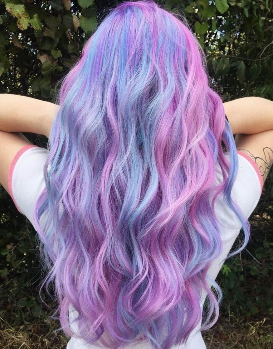 Moda Cabelo roxo com rosa 