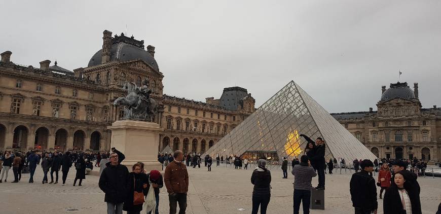 Lugar Museo del Louvre