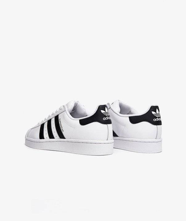 Moda Sapatilhas adidas brancas e pretas