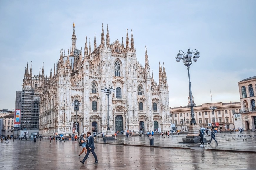 Lugar Milán