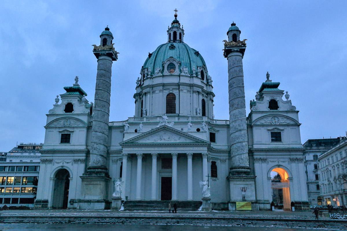 Lugar Karlskirche