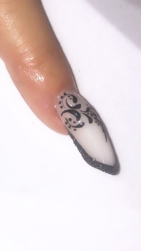 Nails 