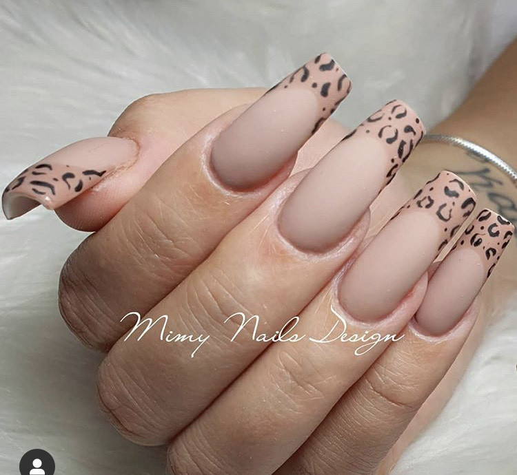 Nails 
