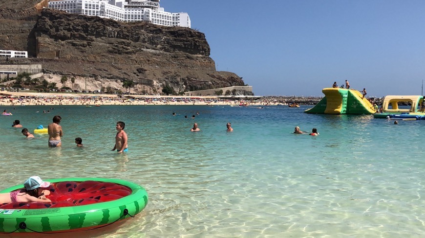 Place Playa Amadores