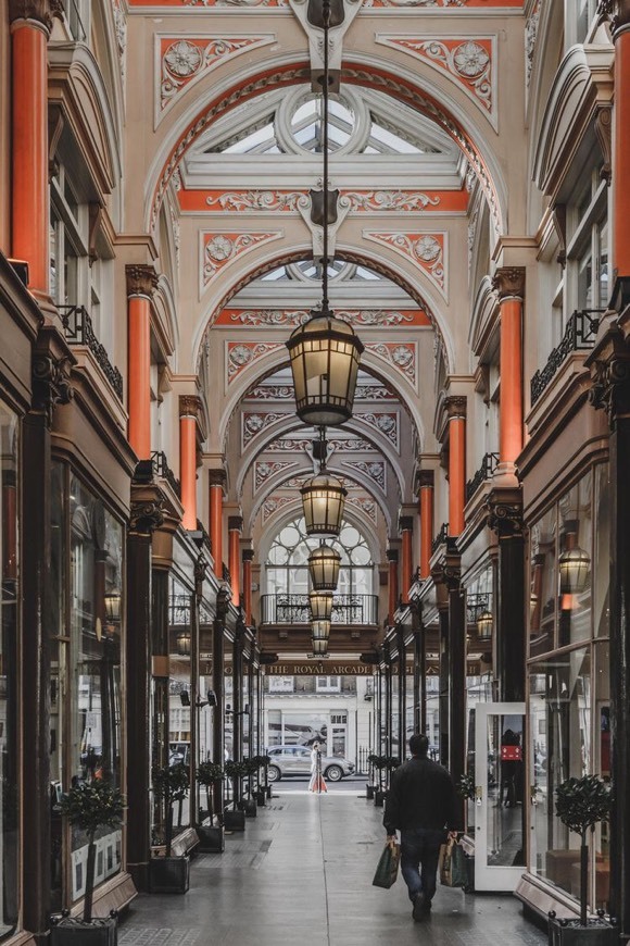 Restaurants Royal Arcade