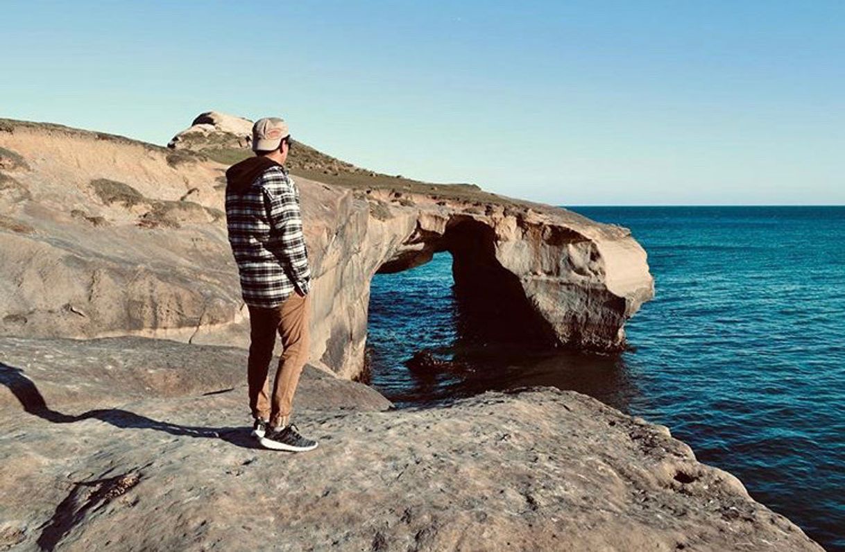 Places Tunnel Beach