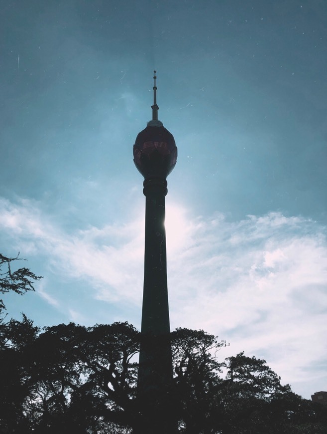 Lugar Lotus Tower - Colombo