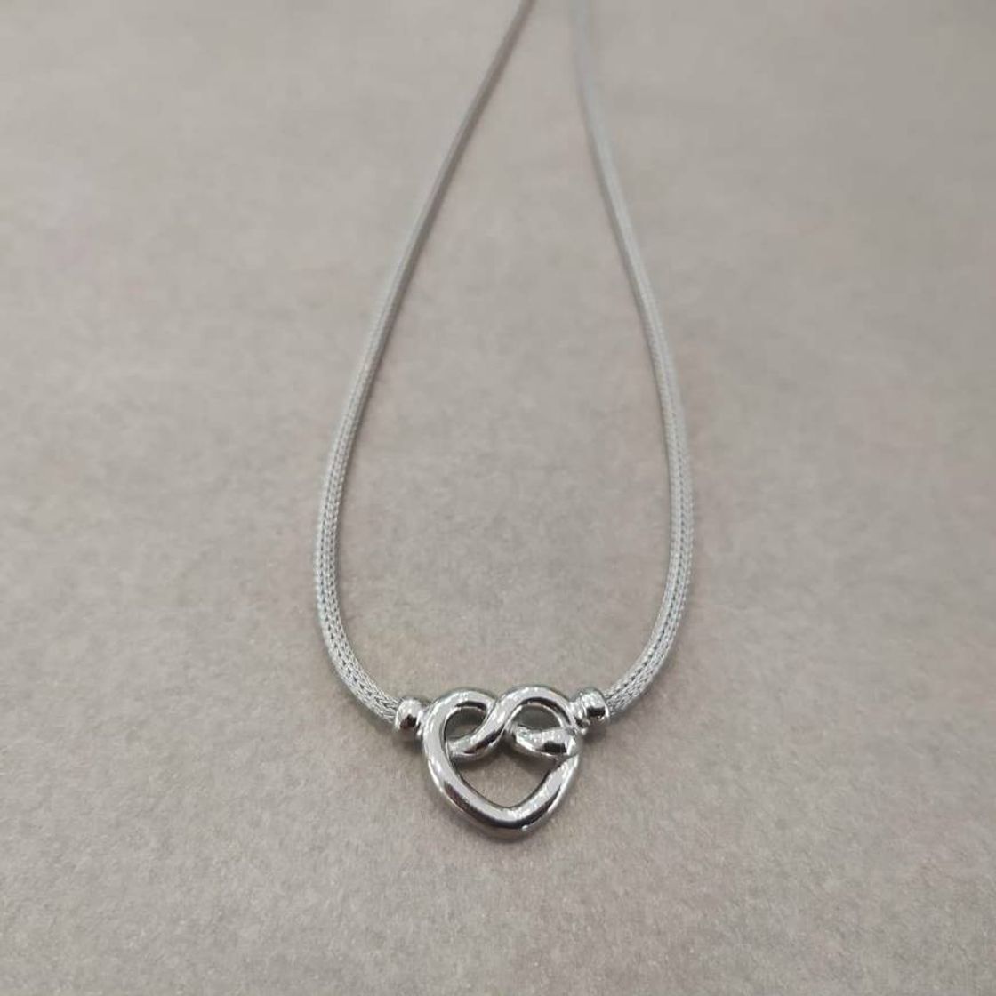 Product Colar Heart Infinity