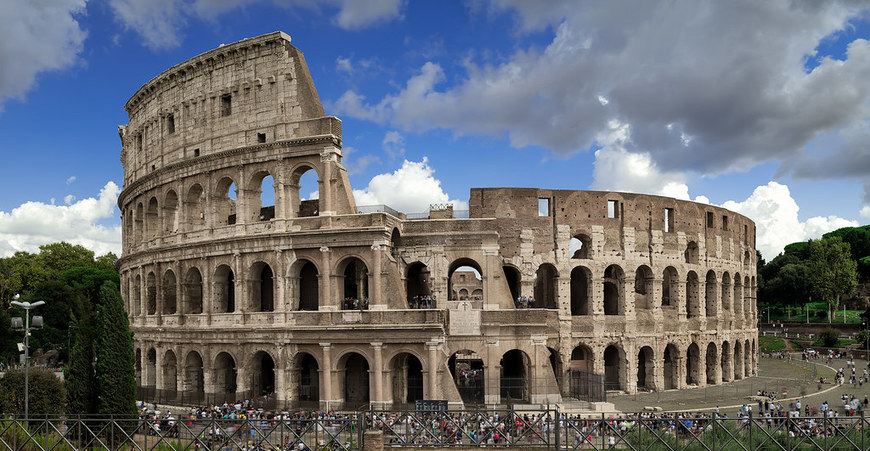 Place Colosseo