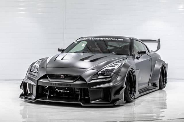 Moda GTR R35 LB Silhouette Works