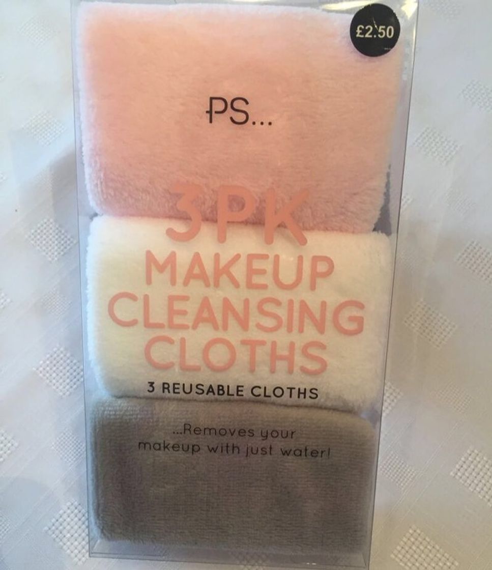 Product Primark makeup cleansing cloths 